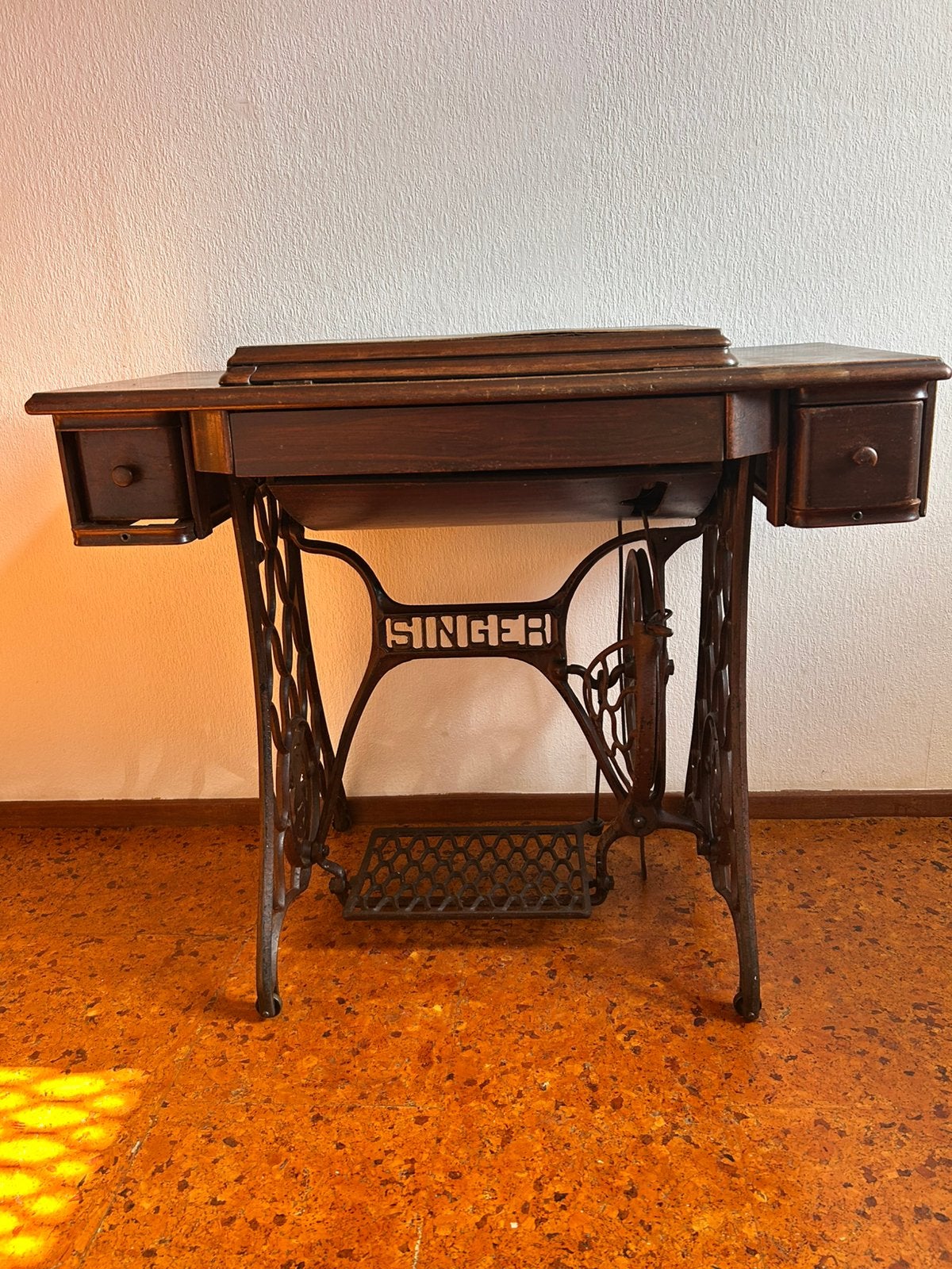 Antieken naaimachine, Antiek en Kunst, Ophalen