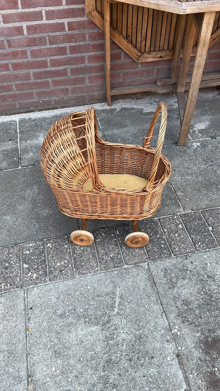 Vintage rieten poppenwagen, Ophalen, Gebruikt, Overige typen