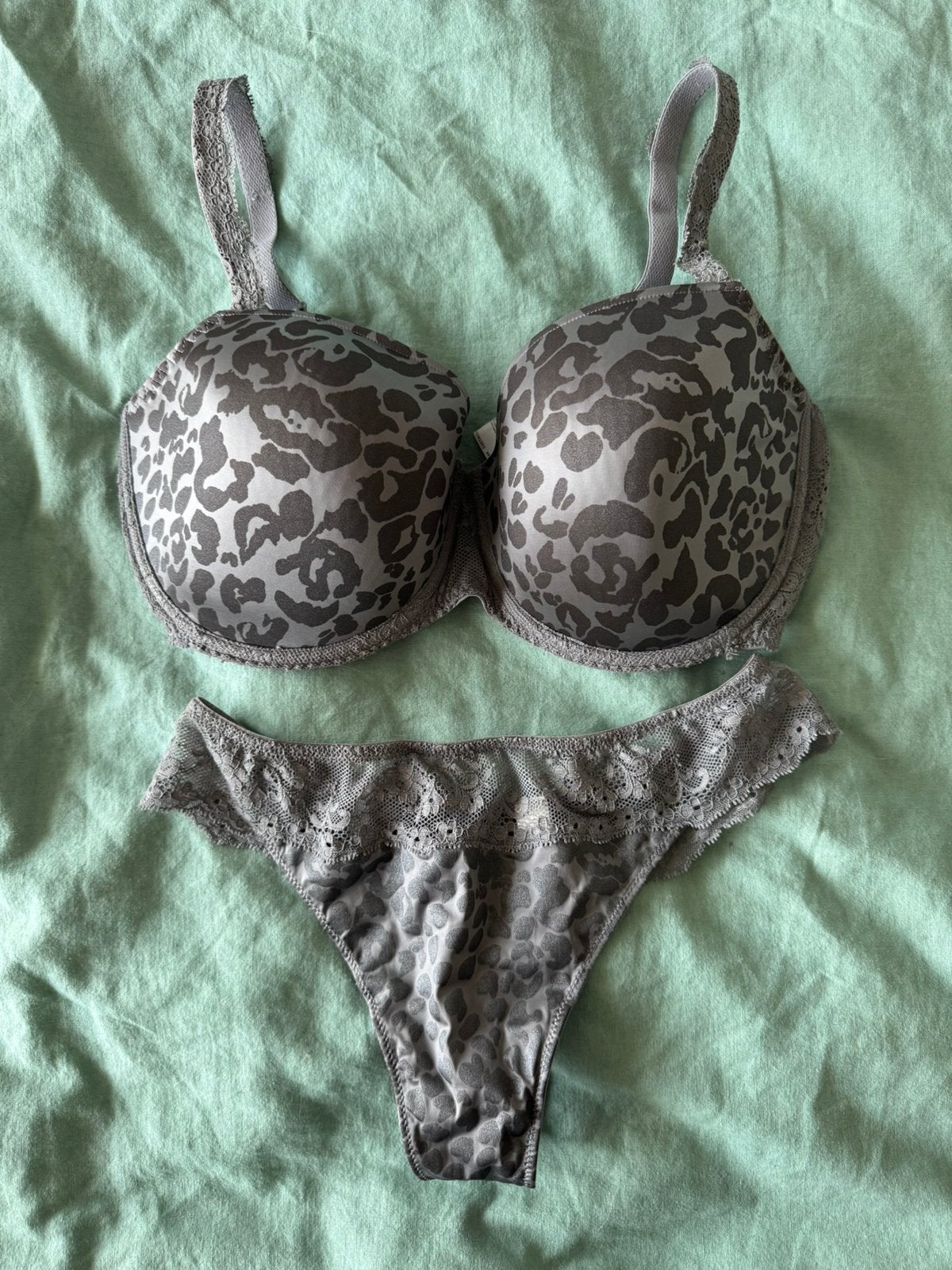 Prima donna lingerie set 75G/38 cobble hill, Ophalen of Verzenden, Grijs, BH
