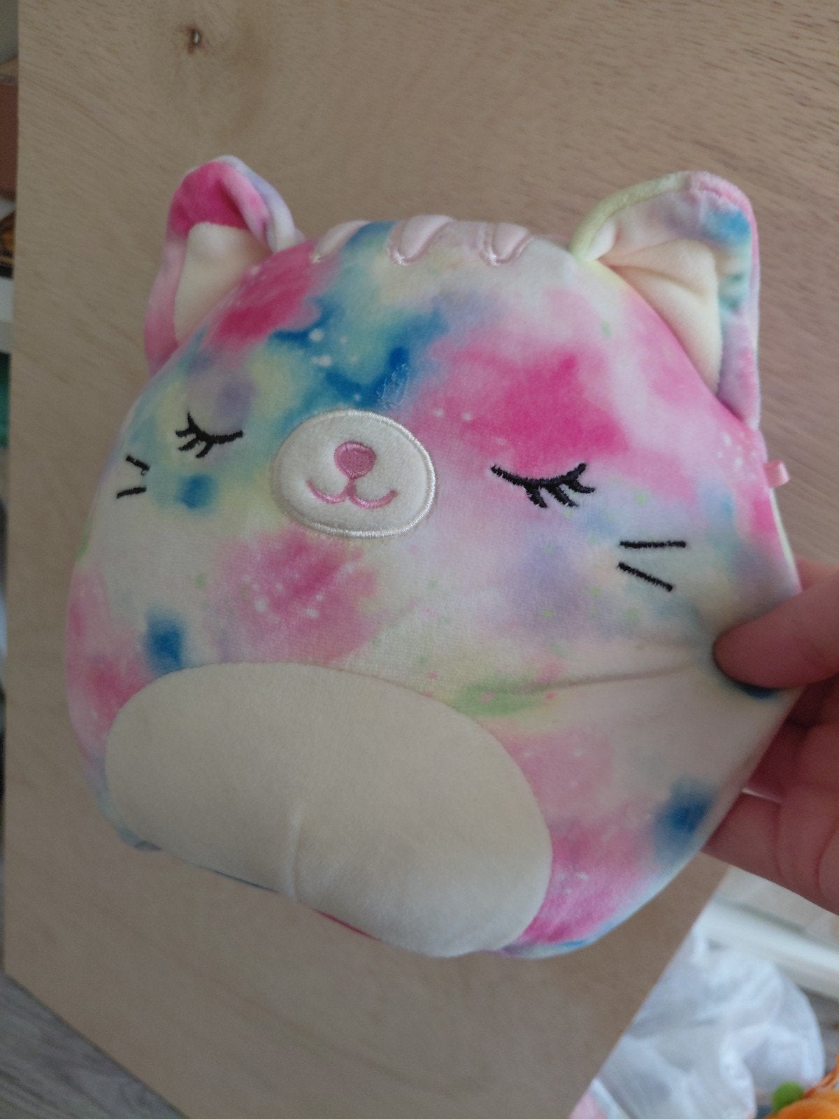 Squishmallow Kat Meerkleurig - Zo goed als nieuw, Ophalen of Verzenden, Meerkleurig, Squishmallow, Met label
