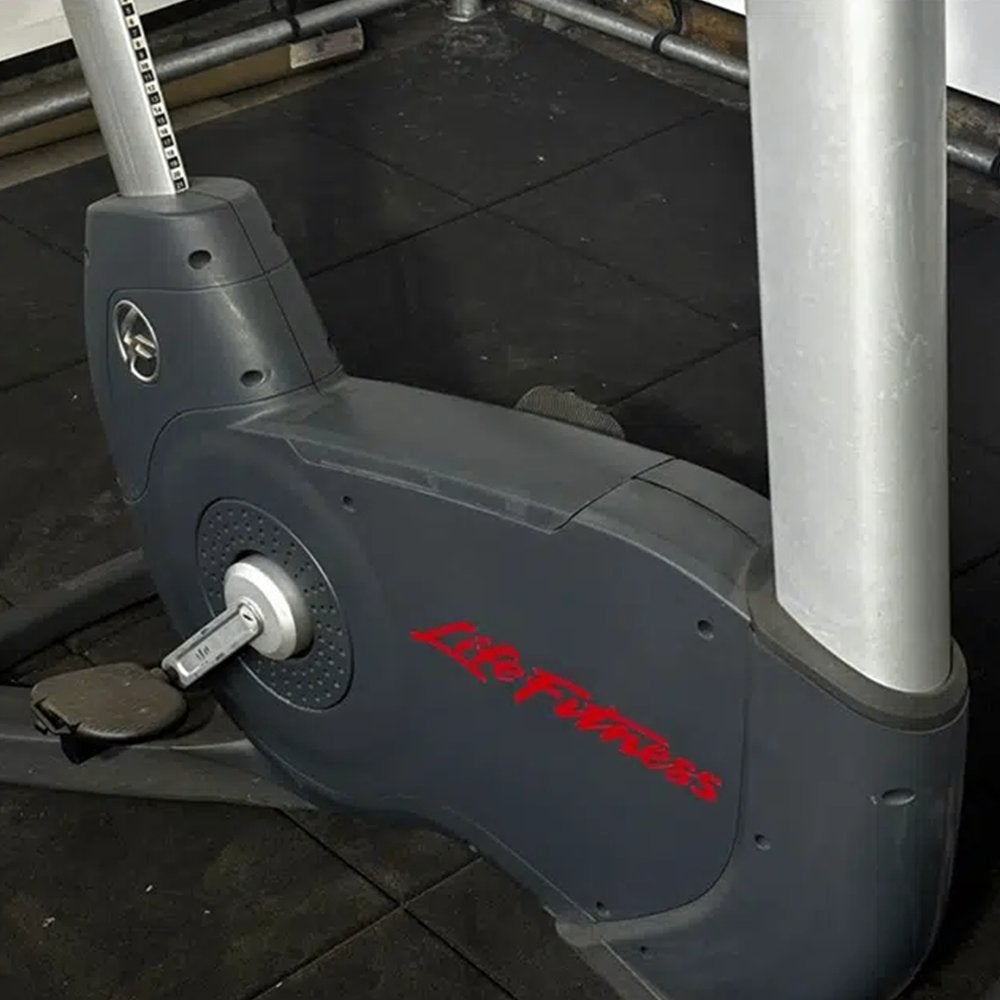 Life Fitness - 95c - Upright Bike, Ophalen of Verzenden, Gebruikt, Benen, Overige typen