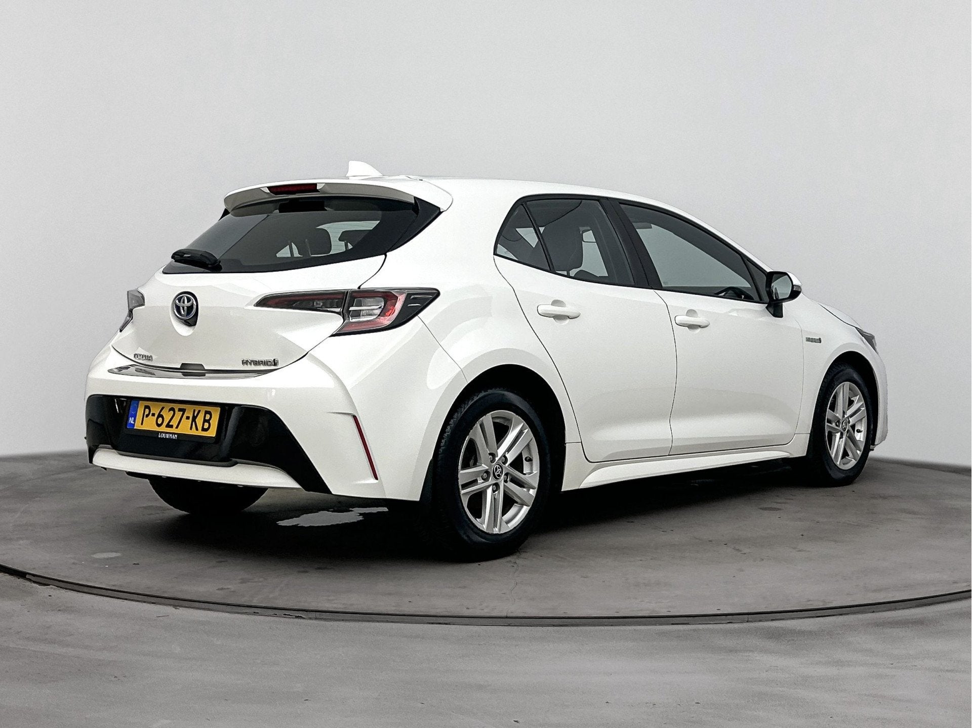 Toyota Corolla 1.8 Hybrid Business | Navigatie | Parkeercame, 12 maanden, Gebruikt, 4 cilinders, Corolla