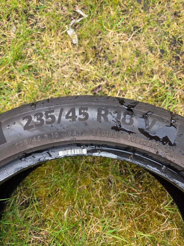premium contact 6 235/45 R18 94V, Auto-onderdelen, Banden en Velgen, Ophalen, 18 inch, Gebruikt, 235 mm