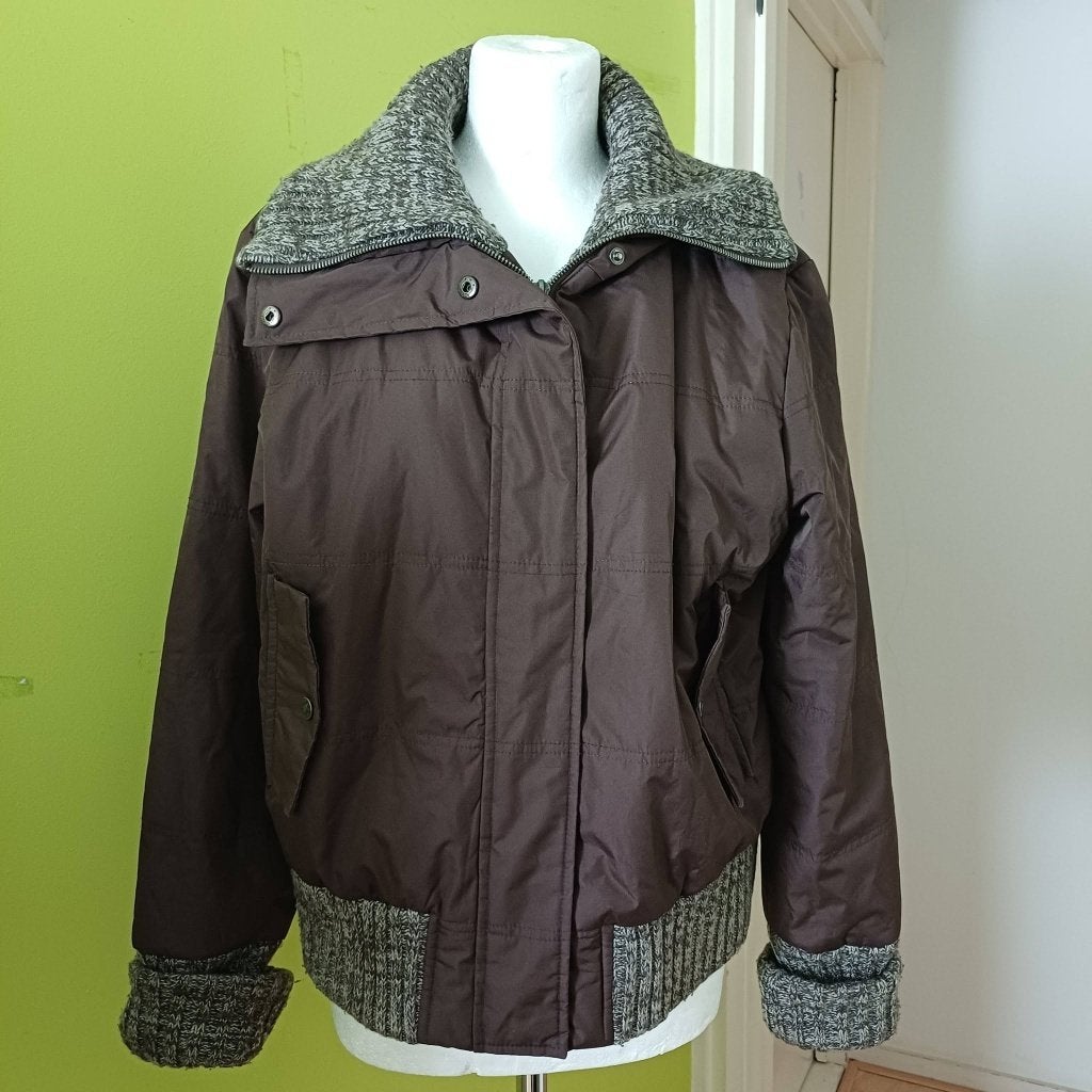 Bruine winterjas van Woman Stax maat L, Kleding | Dames, Bruin, Woman Stax, Maat 42/44 (L), Ophalen of Verzenden