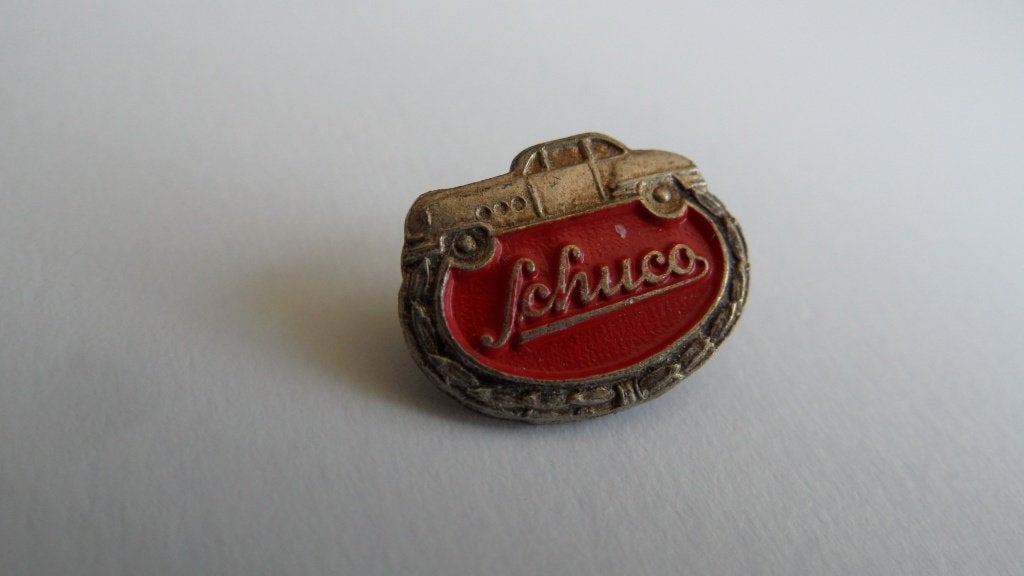Schuco automobilia speld, kleine broche, Verzenden, Gebruikt, Merk, Speldje of Pin