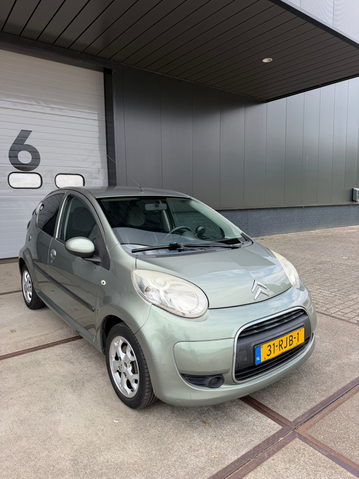 Citroën C1 5DRS AIRCO 2011 NIEUW APK NIEUW KOPPELING, Voorwielaandrijving, Zwart, 4 stoelen, C1