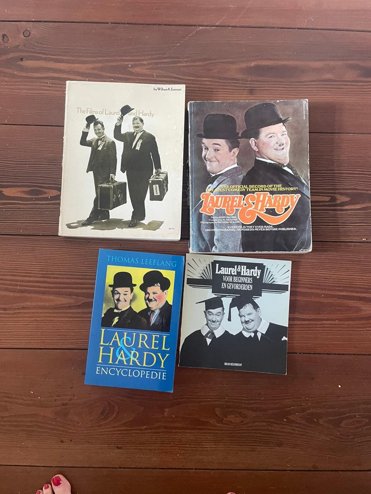 T. Leeflang - Laurel & hardy encyclopedie, T. Leeflang, Ophalen of Verzenden, Zo goed als nieuw, Overige onderwerpen