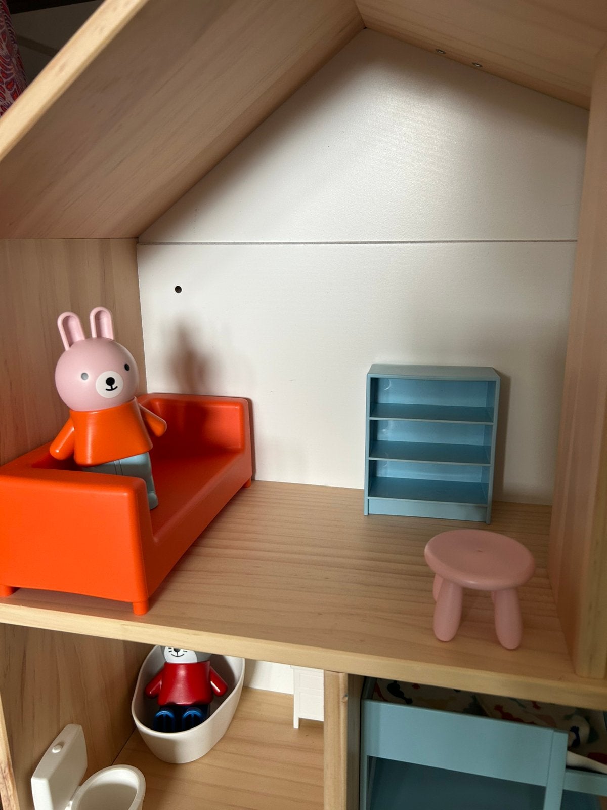Poppenhuis Flisat (Ikea) met accessoires en vloerkleed, Ophalen, Zo goed als nieuw, Poppenhuis