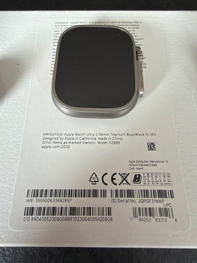 Apple Watch Ultra 2 49mm Titanium - Trail Band M/L