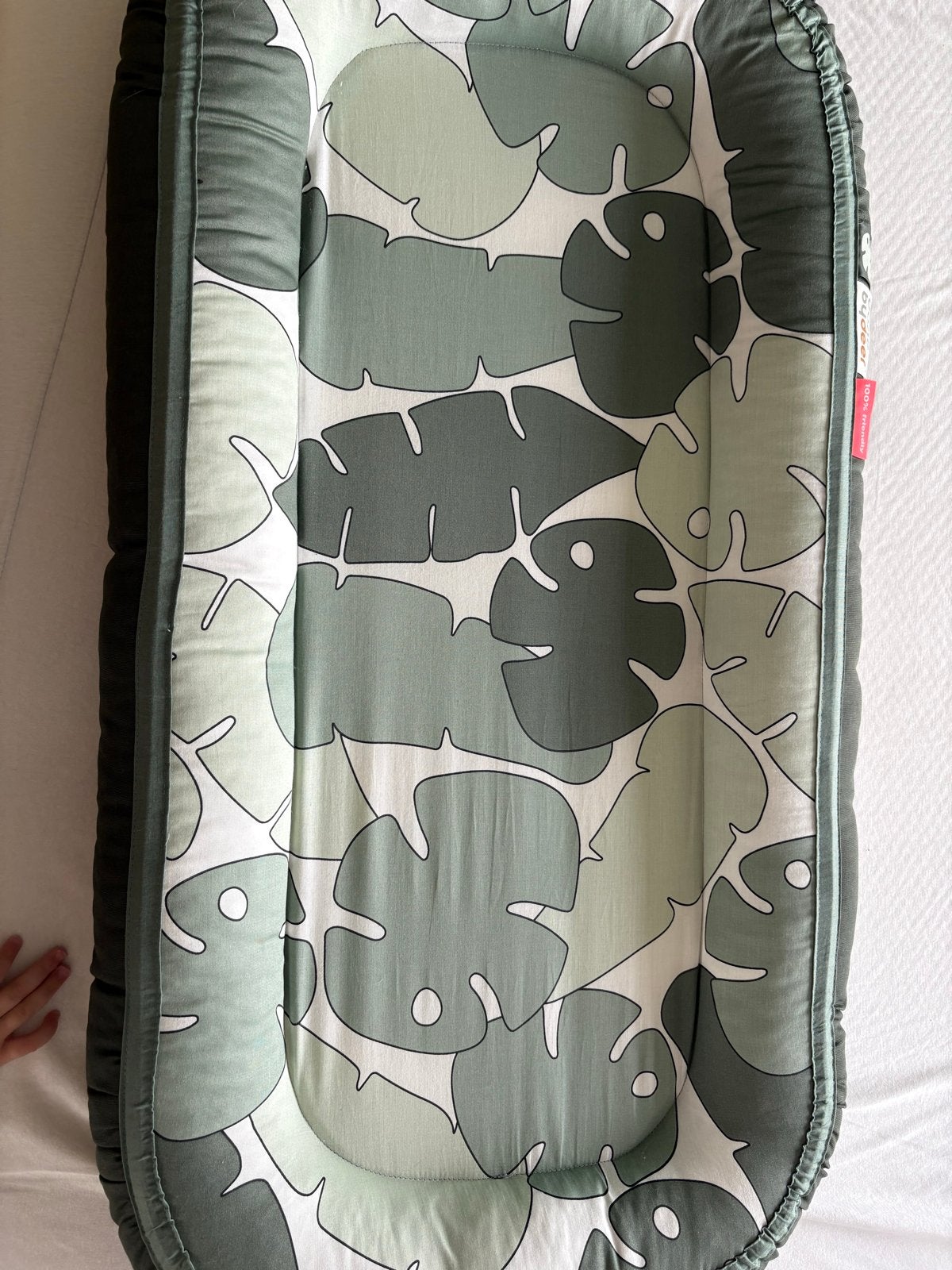 Done by Deer Cozy Baby Nestje - Bladprint, Ophalen of Verzenden, Zo goed als nieuw