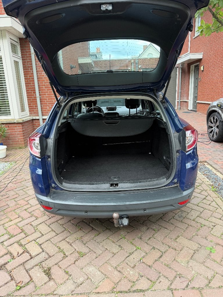 Foto 21 van Renault Mégane 1.5 DCI 81KW Estate 2012 met winterbanden