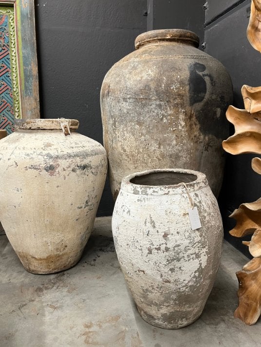 authentieke oude kruik uit India, Huis en Inrichting, Woonaccessoires | Vazen, Ophalen of Verzenden, Beige