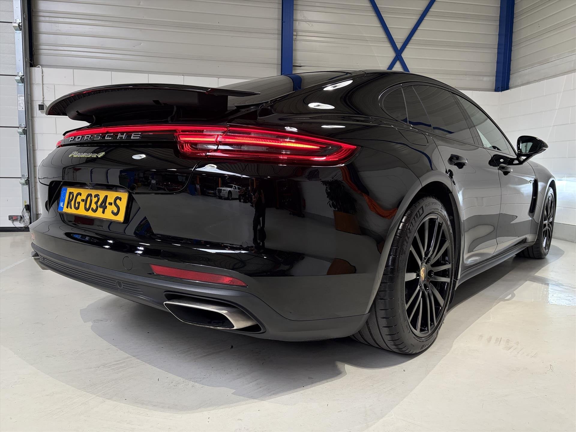 PORSCHE Panamera 2.9 V6 E-Hybrid 462pk PDK Chrono, Pano Bose, Auto's, Dealer onderhouden, Gebruikt, Bedrijf, Vierwielaandrijving
