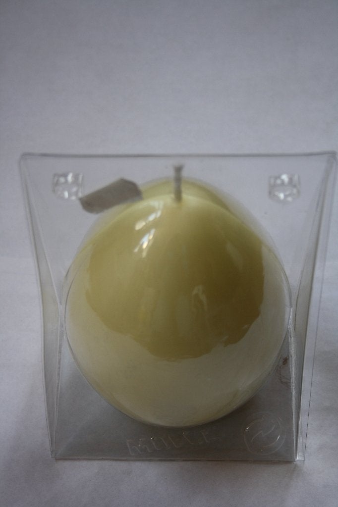 4 pakjes a 1 st. Molca kaars eieren creme diam.10cm hg. 13cm, Overige materialen, Verzenden, Nieuw, Crème