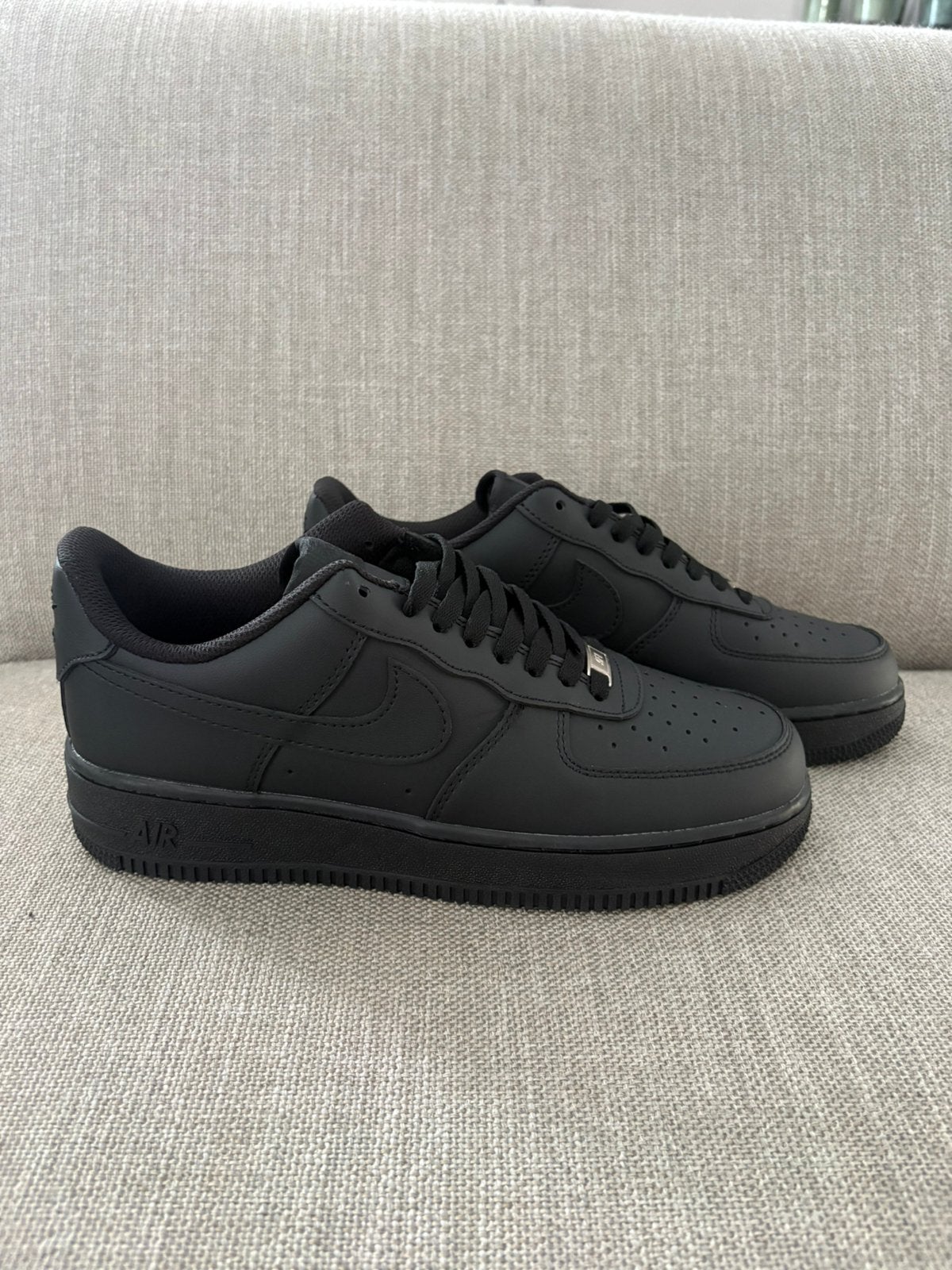 Nike Air Force One sneakers zwart, Zwart, Ophalen of Verzenden, Sneakers of Gympen, Zo goed als nieuw