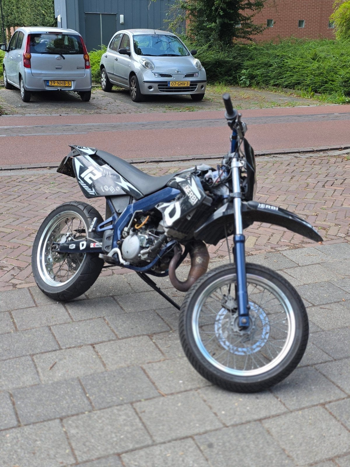 Derbi Senda SM 50 - Zwart/Wit gereviseerde motorblok, Fietsen en Brommers, Ophalen, Benzine, Overige merken
