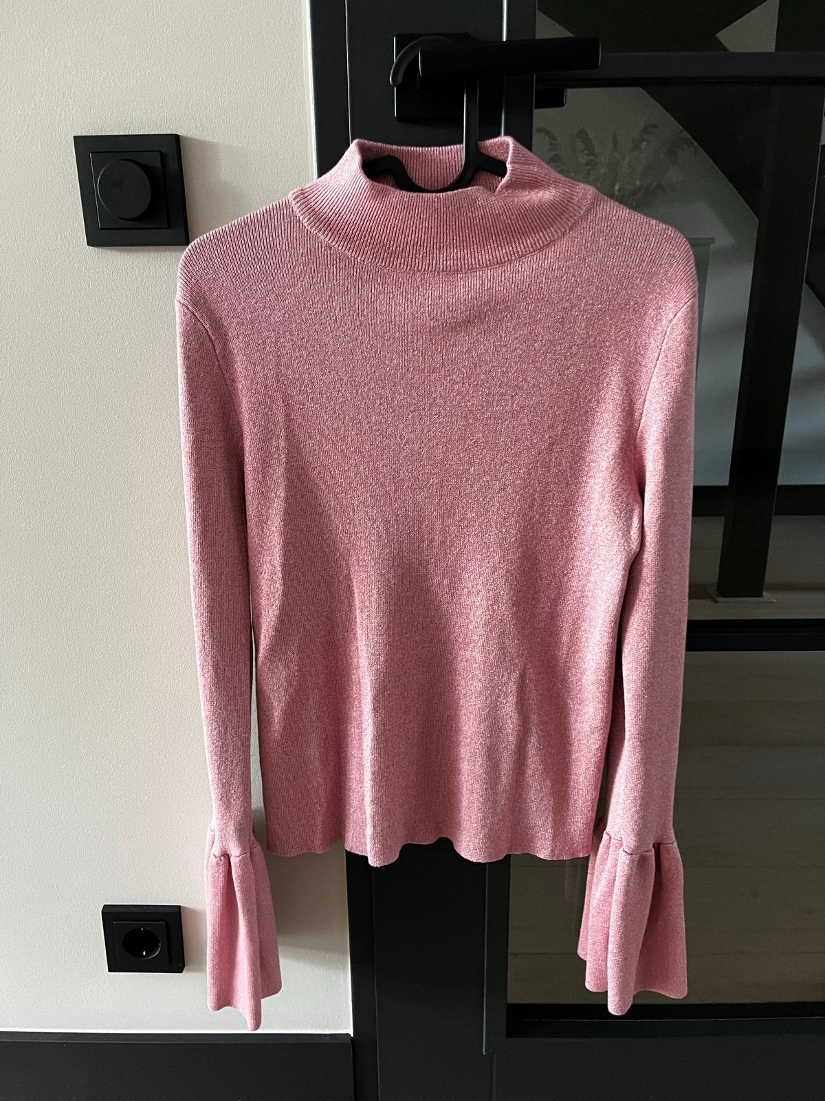 Roze Loavies trui maat S met glitter en mouwdetails, Ophalen of Verzenden, Zo goed als nieuw, Maat 36 (S), Roze