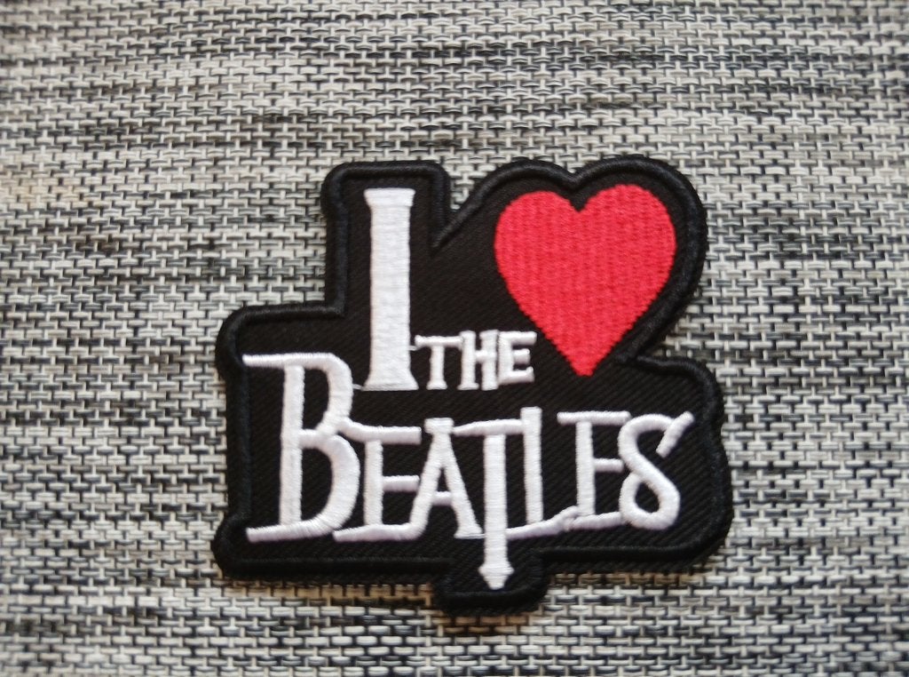 The Beatles i love the Beatles patch b25 7x8 cm, Ophalen of Verzenden, Nieuw, Kleding