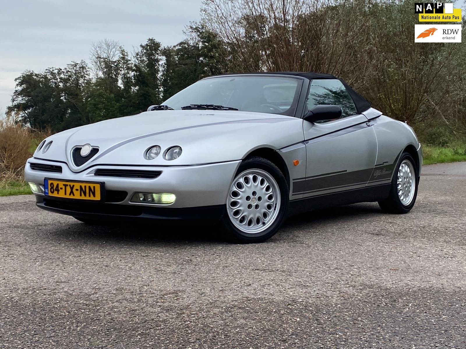 Alfa Romeo Spider 2.0-16V T.Spark L CABRIO Airco NAP Zwart-L, Auto's, Gebruikt, Zwart, Spider, Leder