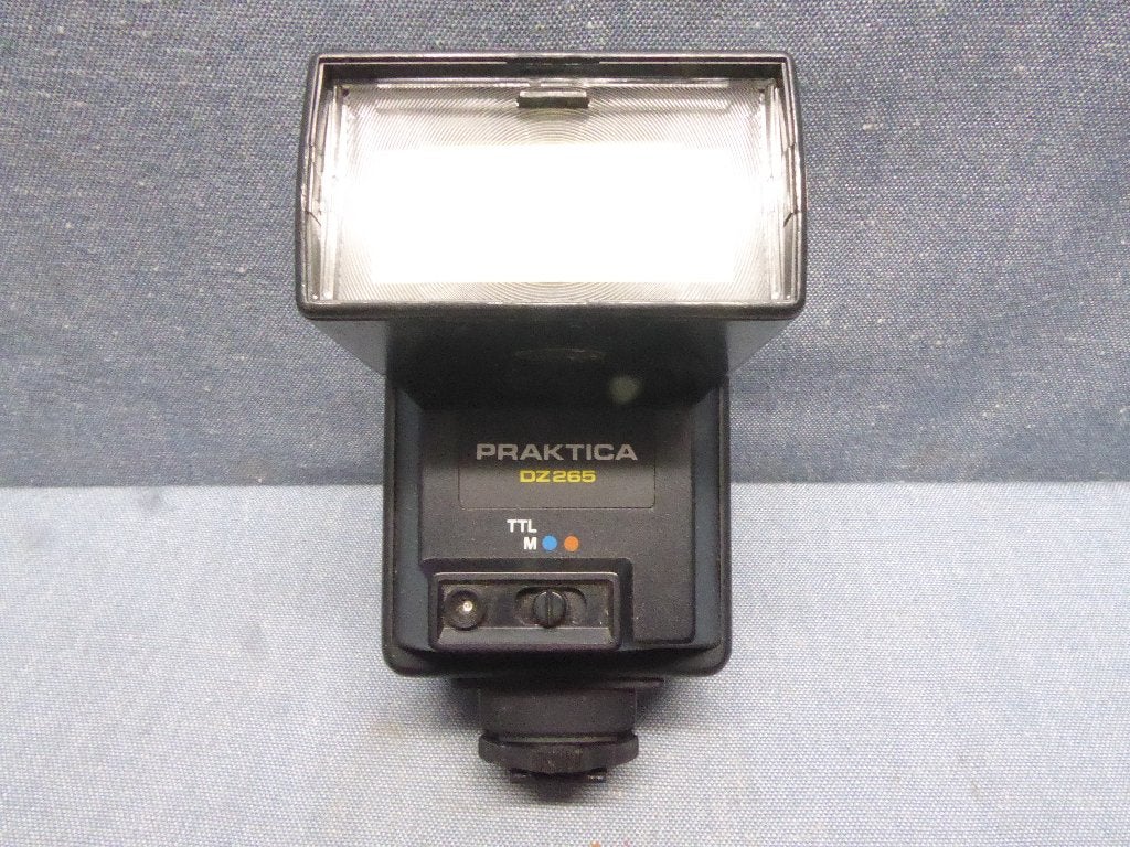 Praktica DZ265, een vintage elektronische opzetflitser, Audio, Tv en Foto, Ophalen of Verzenden, Gebruikt, Externe flitser, Overige merken