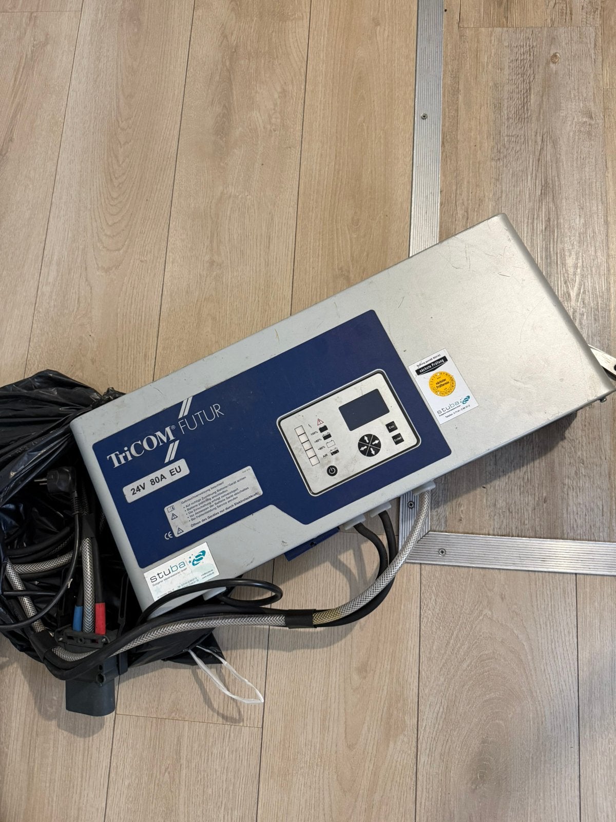 TriCOM FUTUR 24V 80A acculader – heftruck / palletwagen, Ophalen of Verzenden
