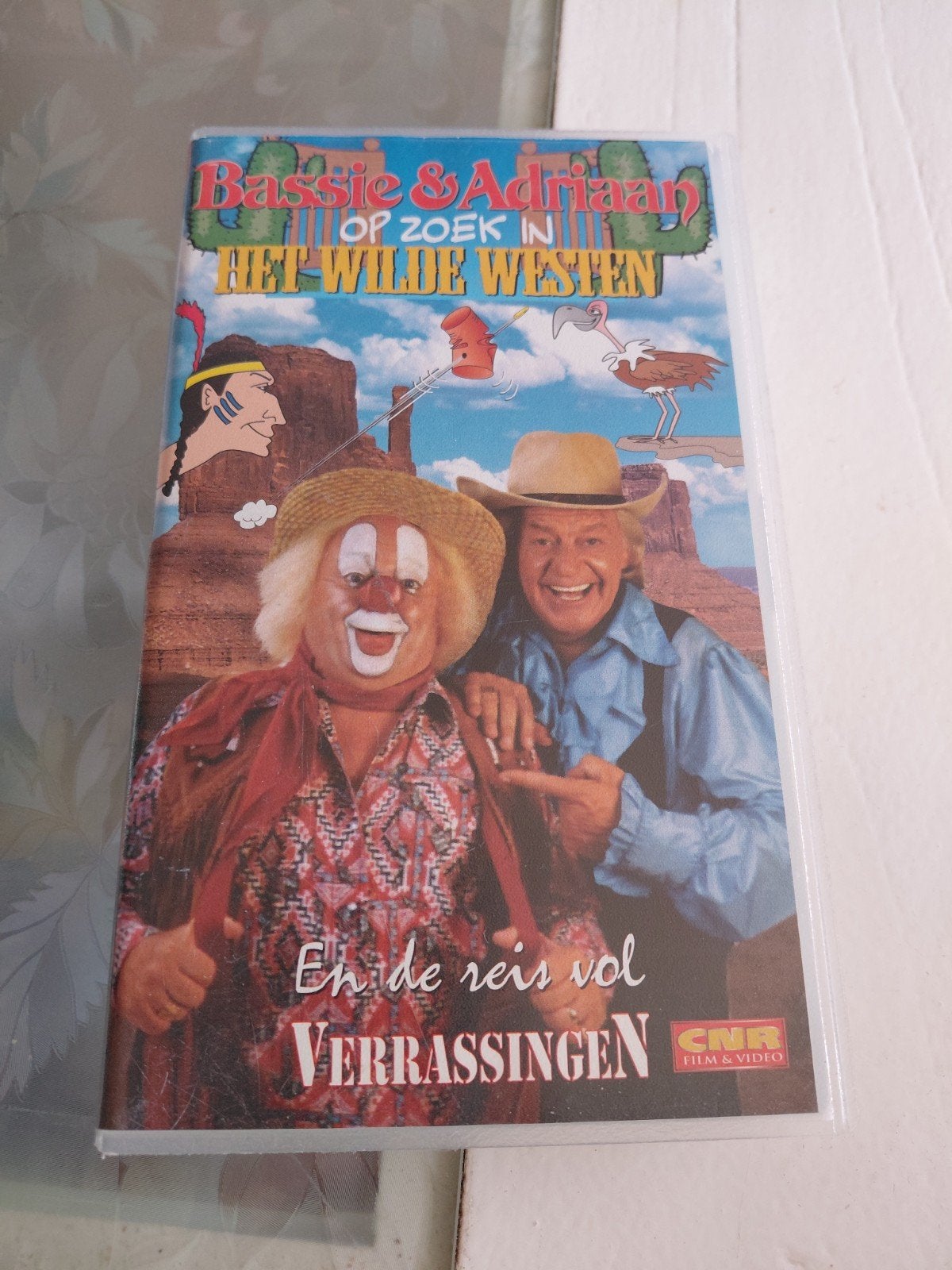 Bassie en Adriaan - in het Wilde Westen CNR VHS. #2., Cd's en Dvd's, Ophalen of Verzenden, Gebruikt, Kinderprogramma of -film