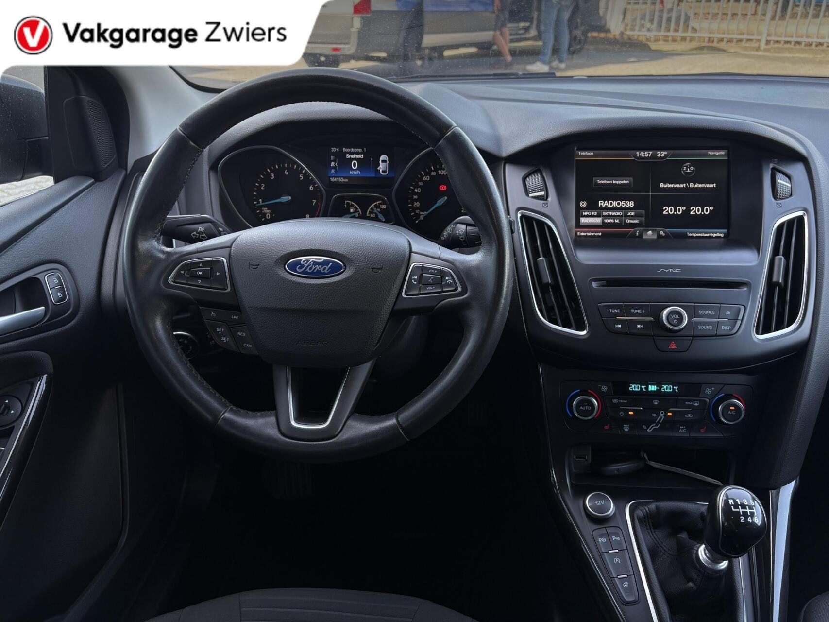Ford Focus Wagon 1.0 Titanium|Stoel/stuur.verw|Navi|Afnm.tre, Auto's, 125 pk, Gebruikt, Euro 6, Automatische klimaatregeling