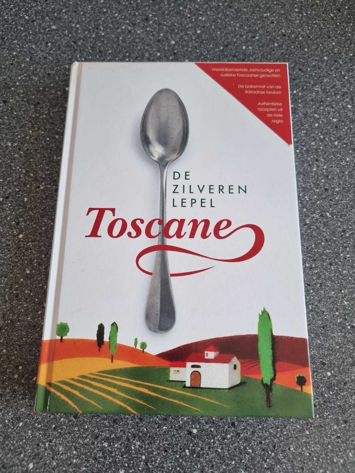 De Zilveren Lepel Toscane - Italiaans kookboek, Boeken, Voorgerechten en Soepen, Zo goed als nieuw, Phaidon Press, Ophalen