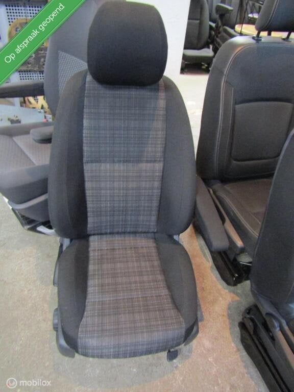 Stoelen stoel bank Mercedes Vito 447 links +rechts, Gebruikt, Mercedes-Benz, Ophalen of Verzenden, Mercedes-Benz