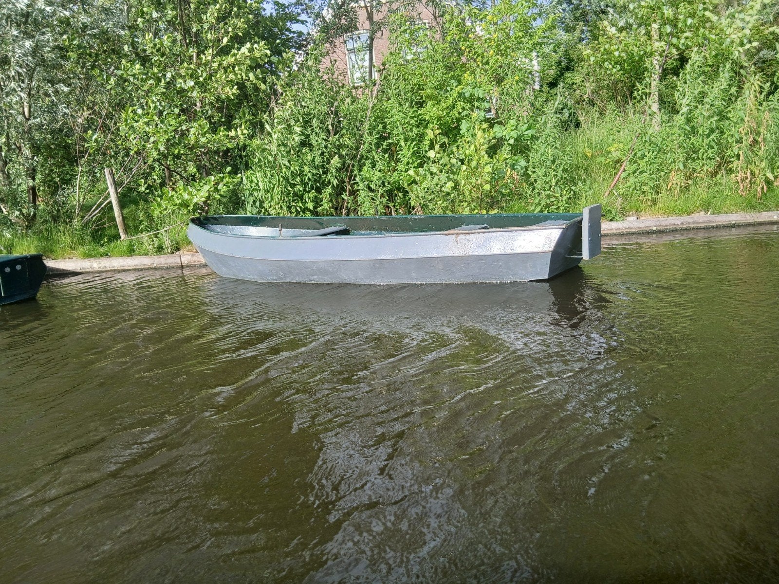 ijzere roeiboot, Ophalen