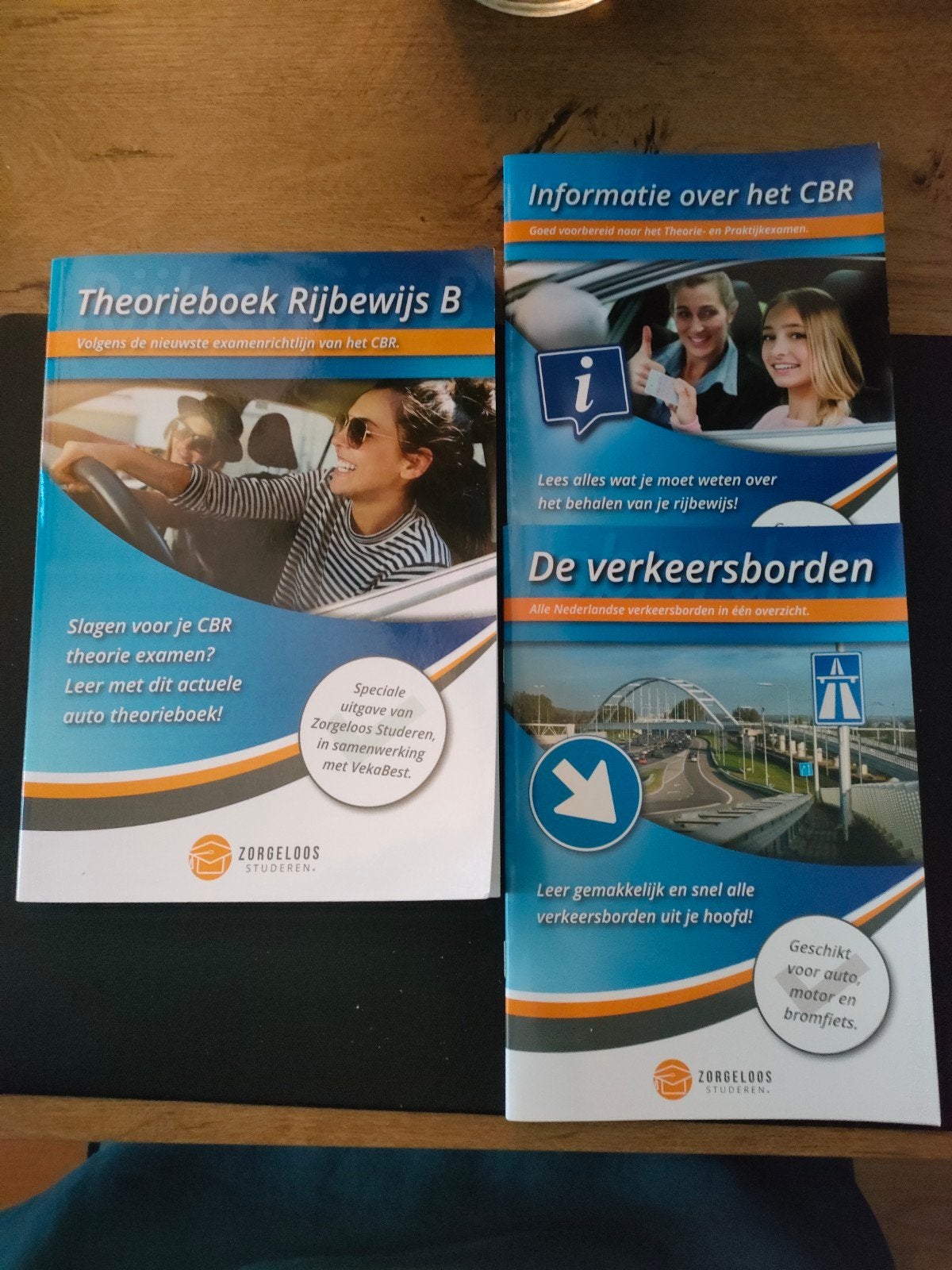theorie boek B, Boeken, Ophalen, Alpha, Zo goed als nieuw, Niet van toepassing