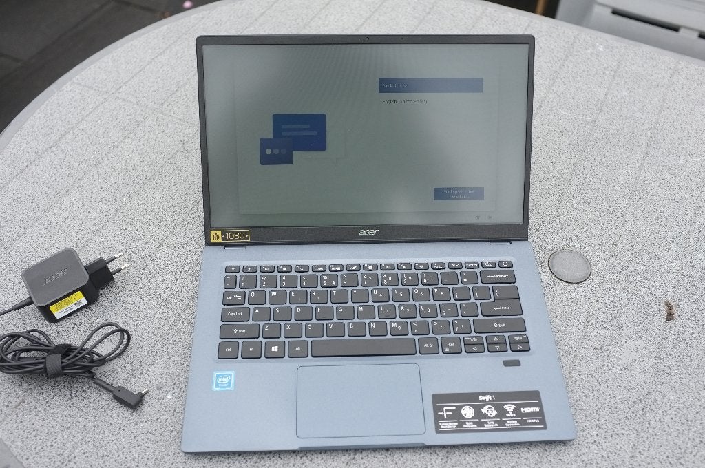 Acer Swift 1 Laptop - Full HD, Wi-Fi 6, Lange Batterijduur, Qwerty, Minder dan 2 Ghz, 14 inch, Zo goed als nieuw
