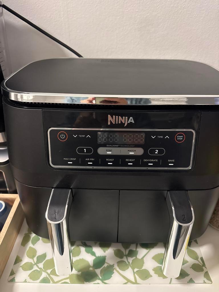 Ninja Foodi Dual Zone Airfryer AF300EU - Zo goed als nieuw, Witgoed en Apparatuur, Airfryers, Ophalen of Verzenden, Zo goed als nieuw