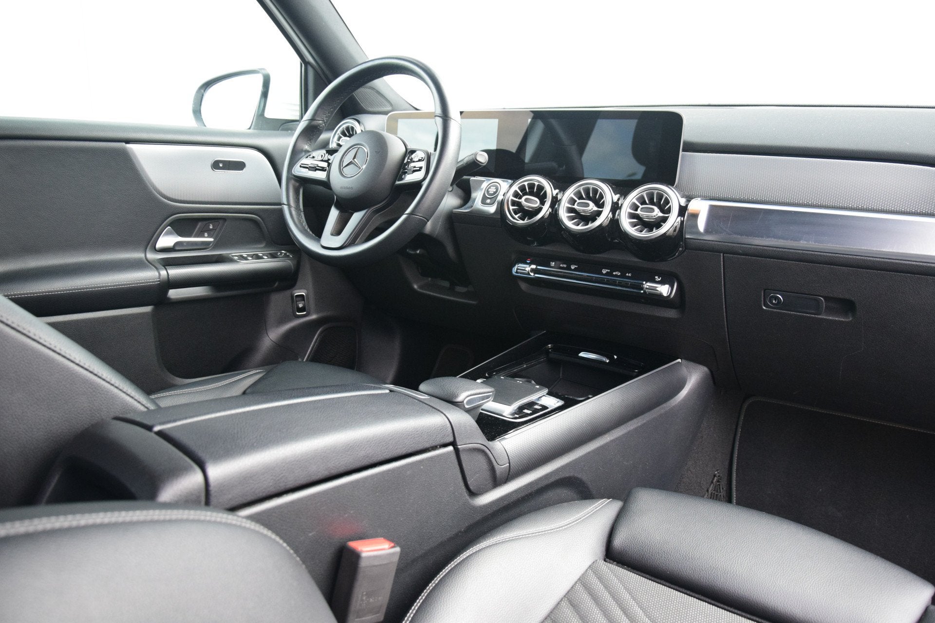 Mercedes-Benz GLB 200 Premium 7peroons Style/pakket Eerste E, Auto's, 4 cilinders, Wit, Origineel Nederlands, Bedrijf