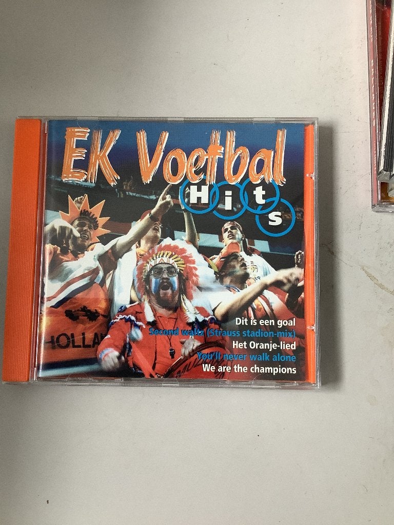 EK voetbalhits., Ophalen of Verzenden, Zo goed als nieuw, Levenslied of Smartlap