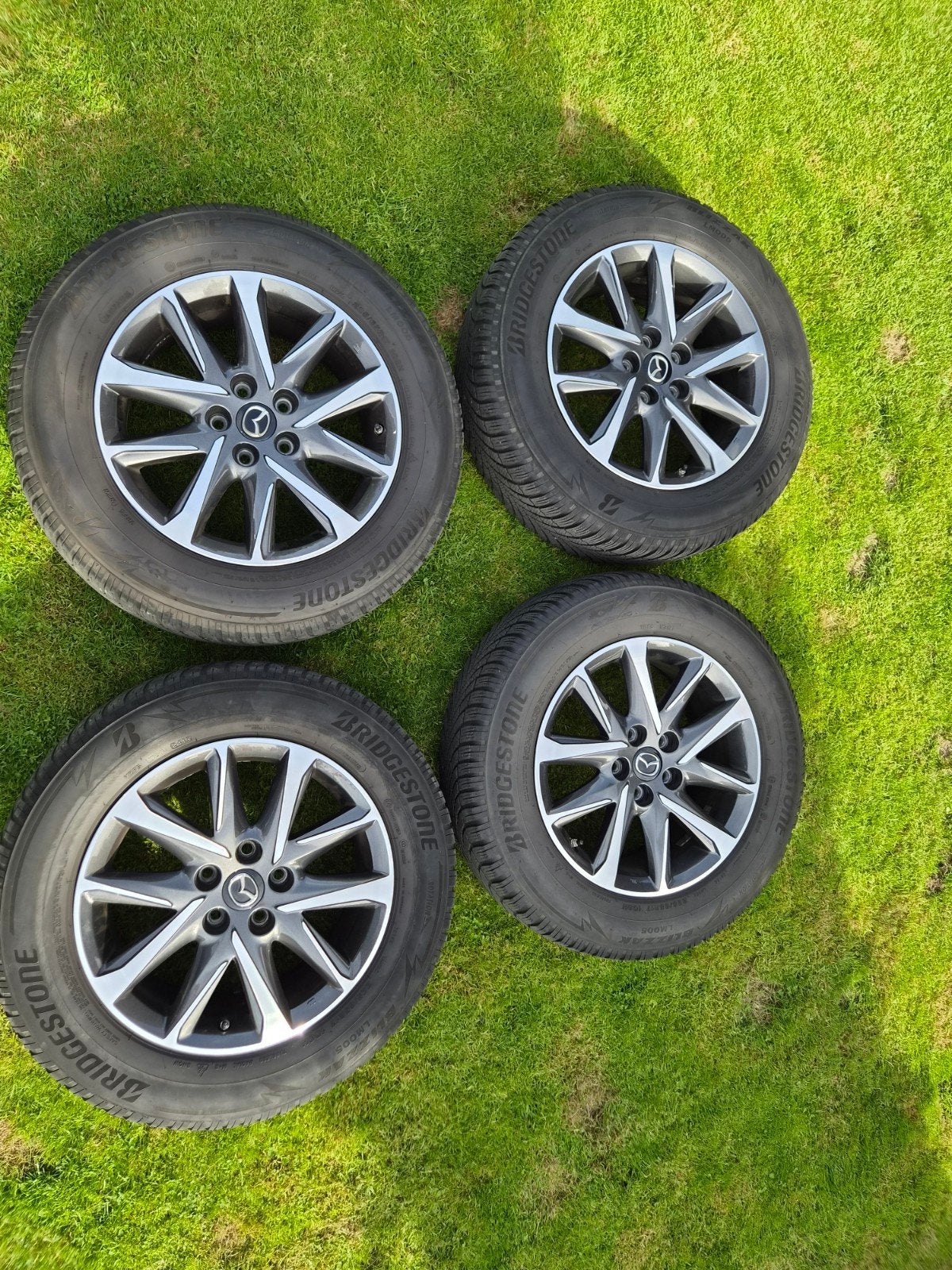 Originele 17 inch Mazda CX-5 velgen met TPMS en winterbanden, Auto-onderdelen, Ophalen, Gebruikt, Banden en Velgen, 17 inch