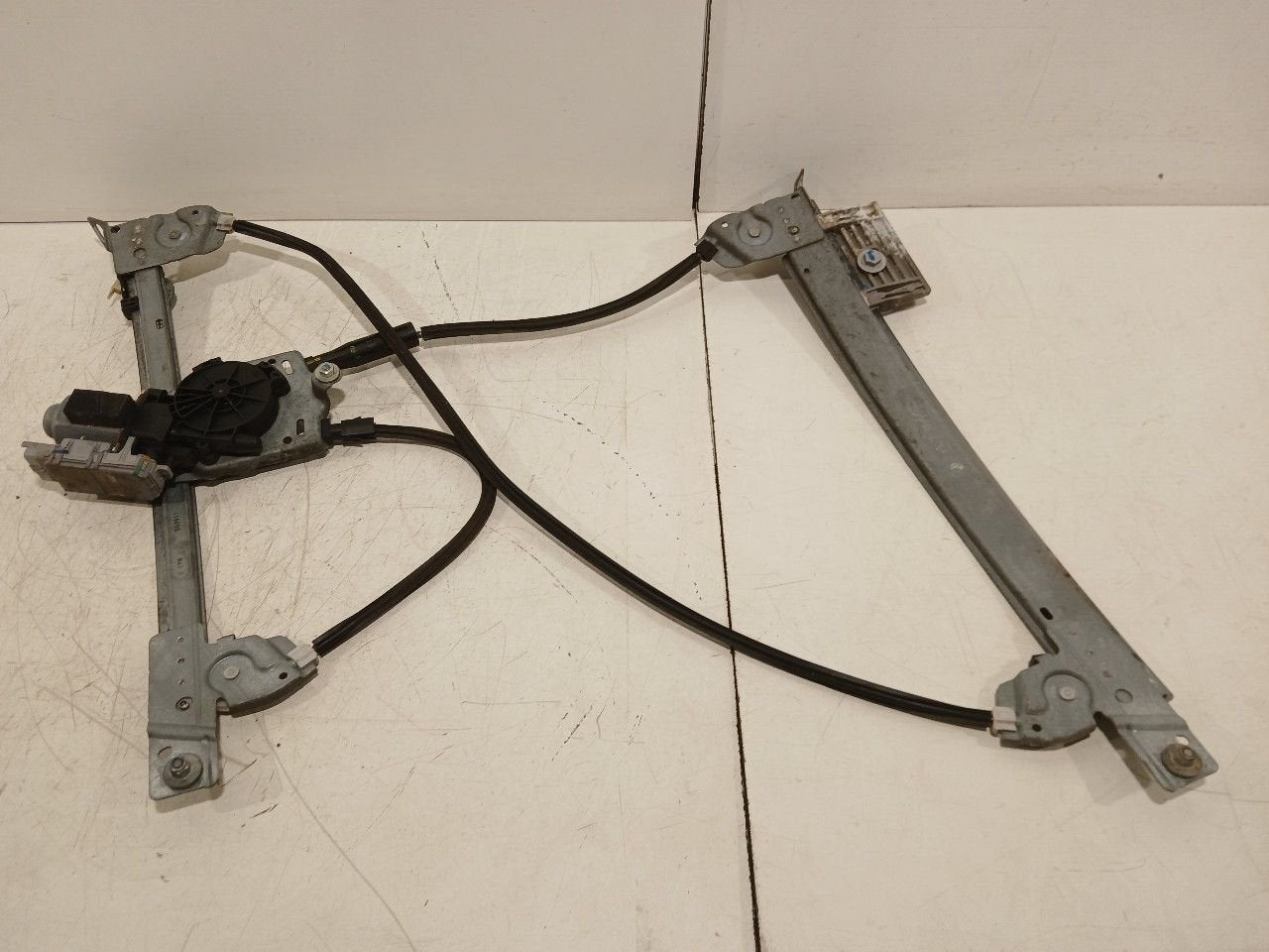 Raammechaniek elektrisch links voor Opel Tigra, Auto-onderdelen, Ruiten en Toebehoren, Onderdelen@venauto.nl, Van der Ven Autorecycling B.V.