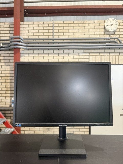 4 Stuks Samsung computermonitor/ scherm, Ophalen, Samsung
