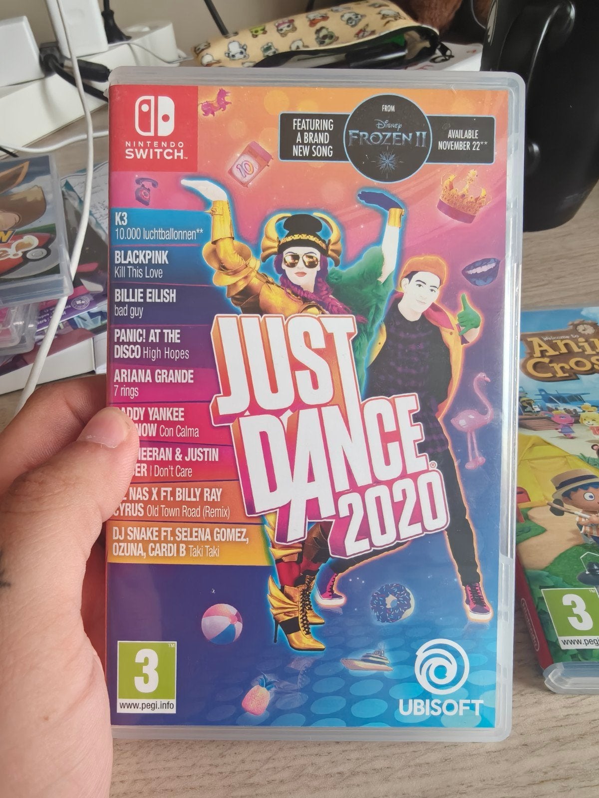 Just Dance 2020 Nintendo Switch in originele case, Spelcomputers en Games, Spelcomputers | Nintendo Switch, Ophalen, Met games