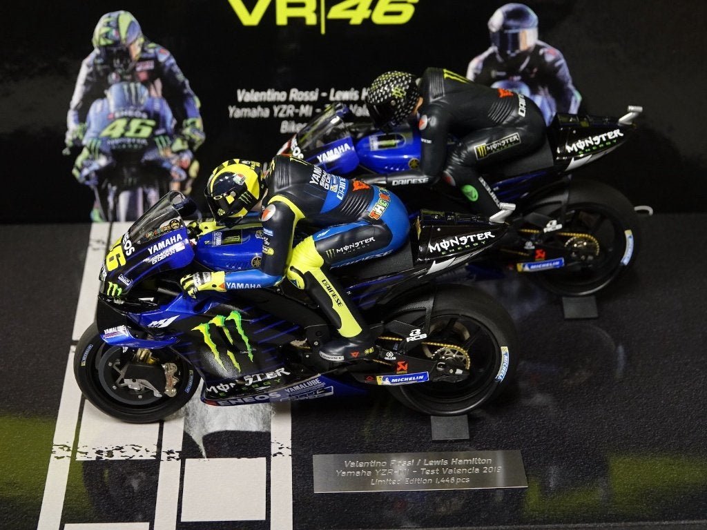 Minichamps 1:12 Yamaha YZR-M1 Rossi-Hamilton 2019 Opruiming, Minichamps, Onbekend, Nieuw, Ophalen of Verzenden