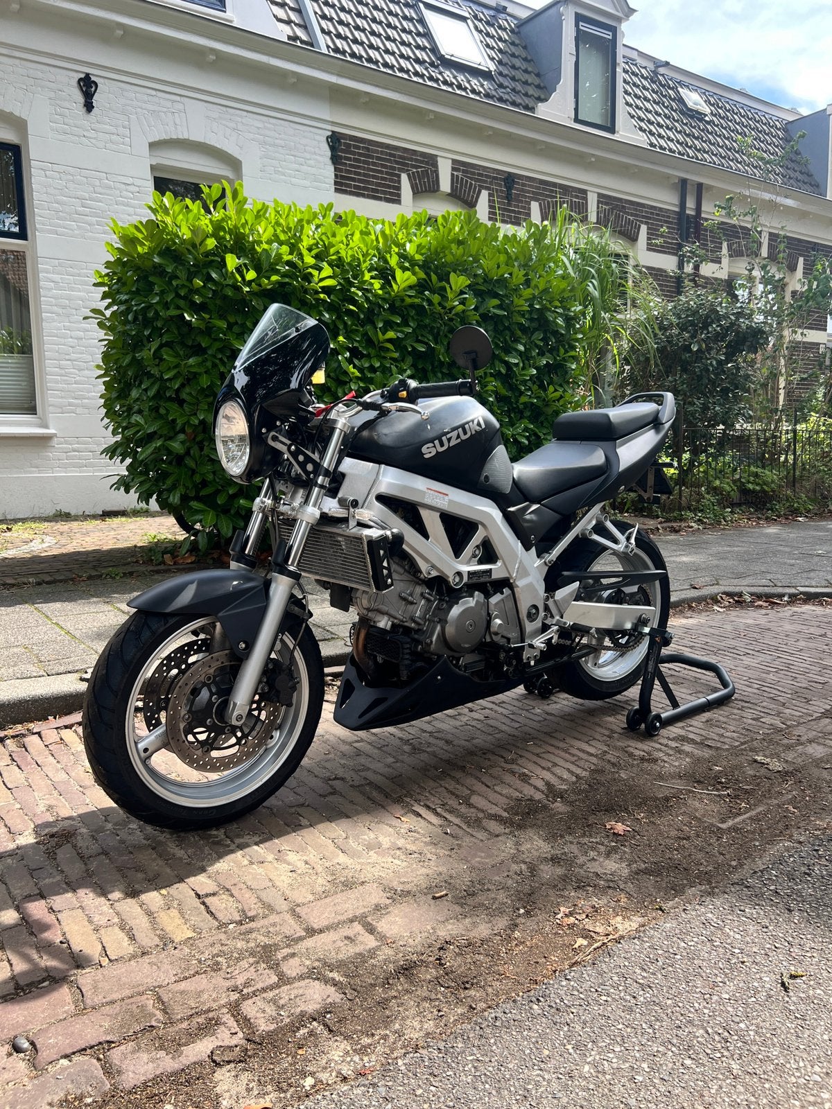 Suzuki sv650N 2005 A2 op kenteken, Motoren, Motoren | Suzuki, Sportuitlaat, 2 cilinders, Occasion, Particulier