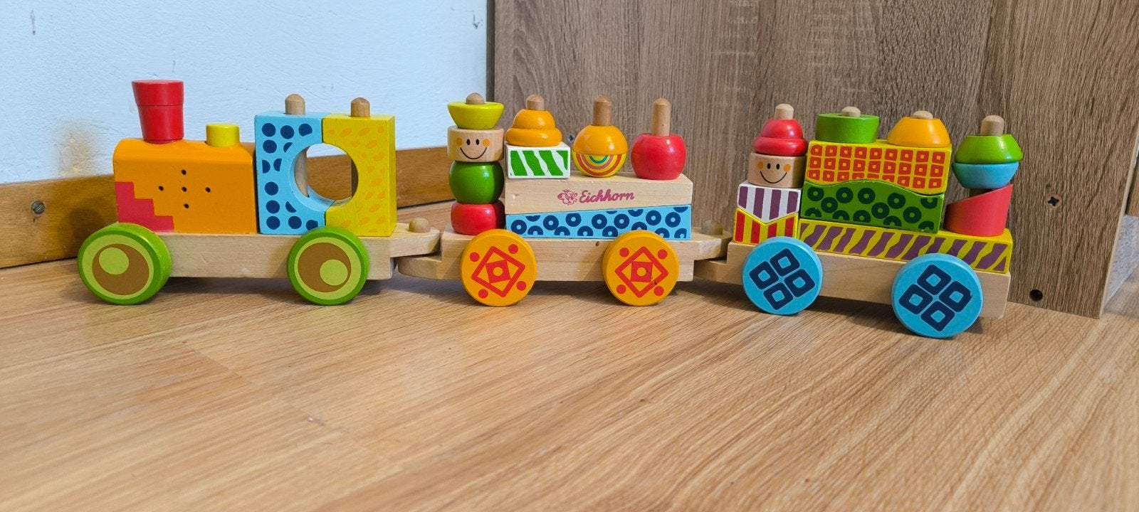 eichhorn houten speelgoedtrein, Ophalen, Zo goed als nieuw, Rij- of Hobbelspeelgoed