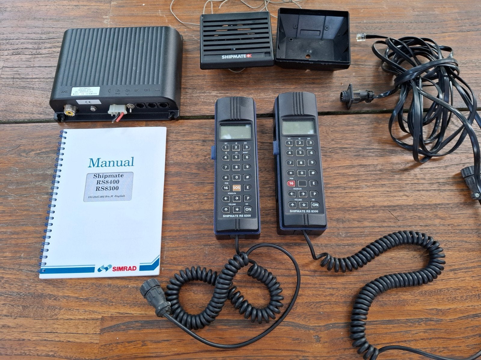 marifoon RS 8300, Complete set met twee handsets., Ophalen, Gebruikt