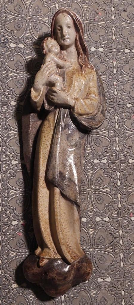 Maria met kind Sint Joris Beesel keramiek hangbeeld religie, Ophalen of Verzenden
