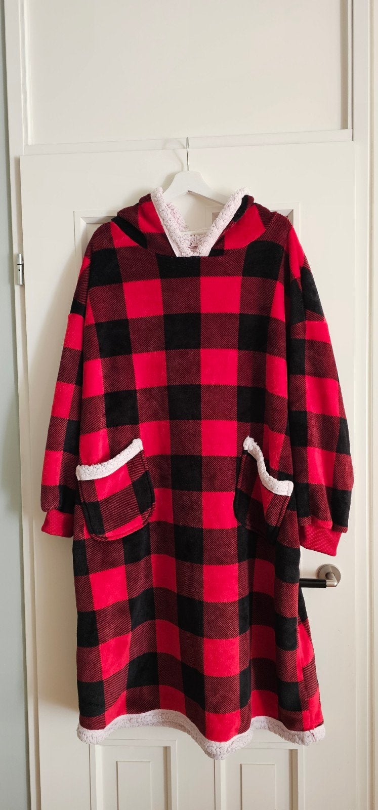 Comfortabele Oversized Hoodie Deken - Rood/Zwart Geruit, Kleding | Dames, Onbekend, Ophalen of Verzenden, Zo goed als nieuw