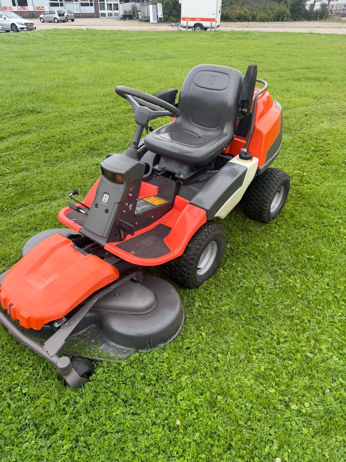 Husqvarna 422 TS AWD, Ophalen of Verzenden, Zo goed als nieuw