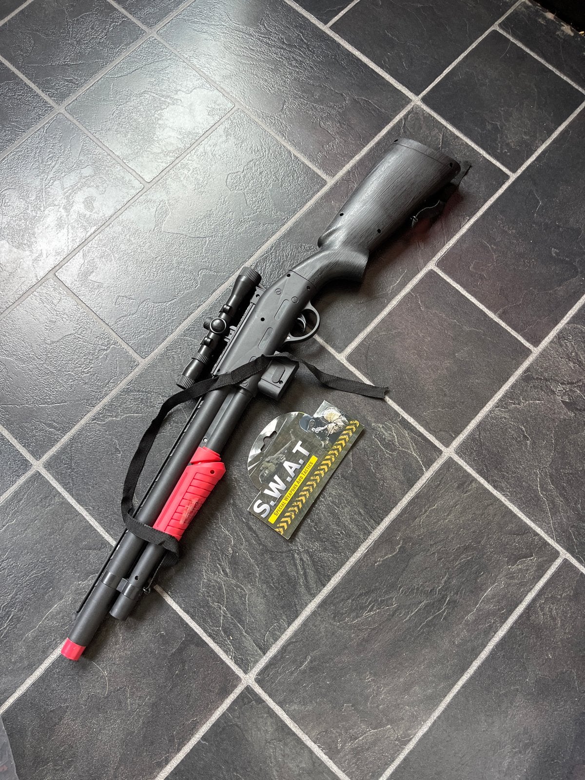 S.W.A.T. Speelgoedgeweer met richtkijker, Ophalen, Nieuw, Jongen