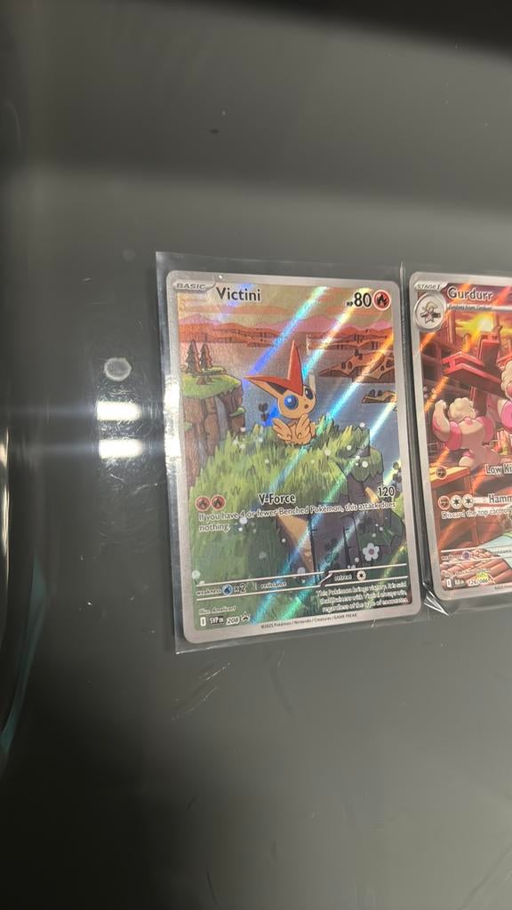 Victini SVP 208 & Gurdurr BLK 126, Ophalen of Verzenden, Zo goed als nieuw