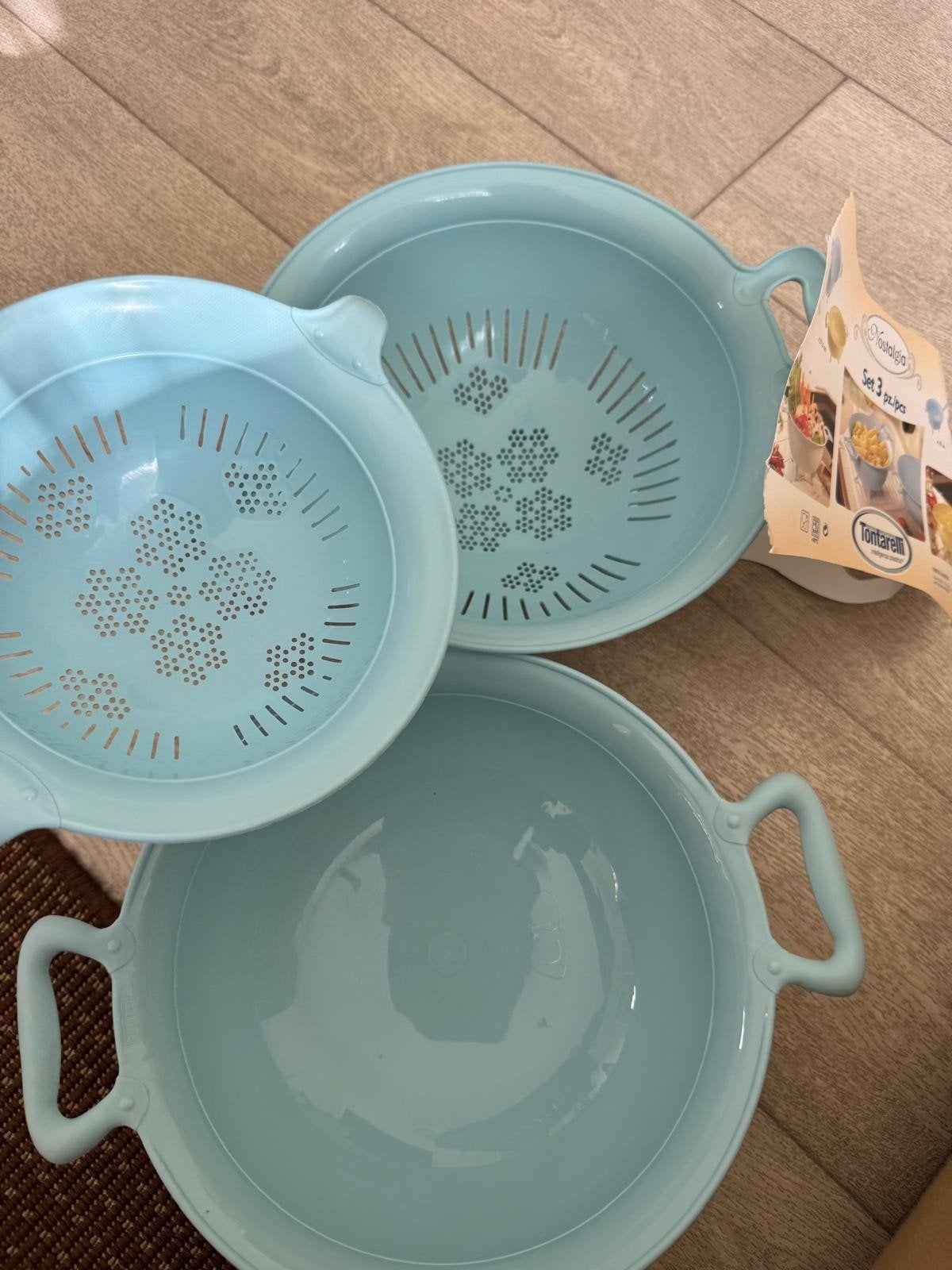 Deze praktische 3-delige set van Tontarelli uit de Nostalgia, Ophalen, Nieuw