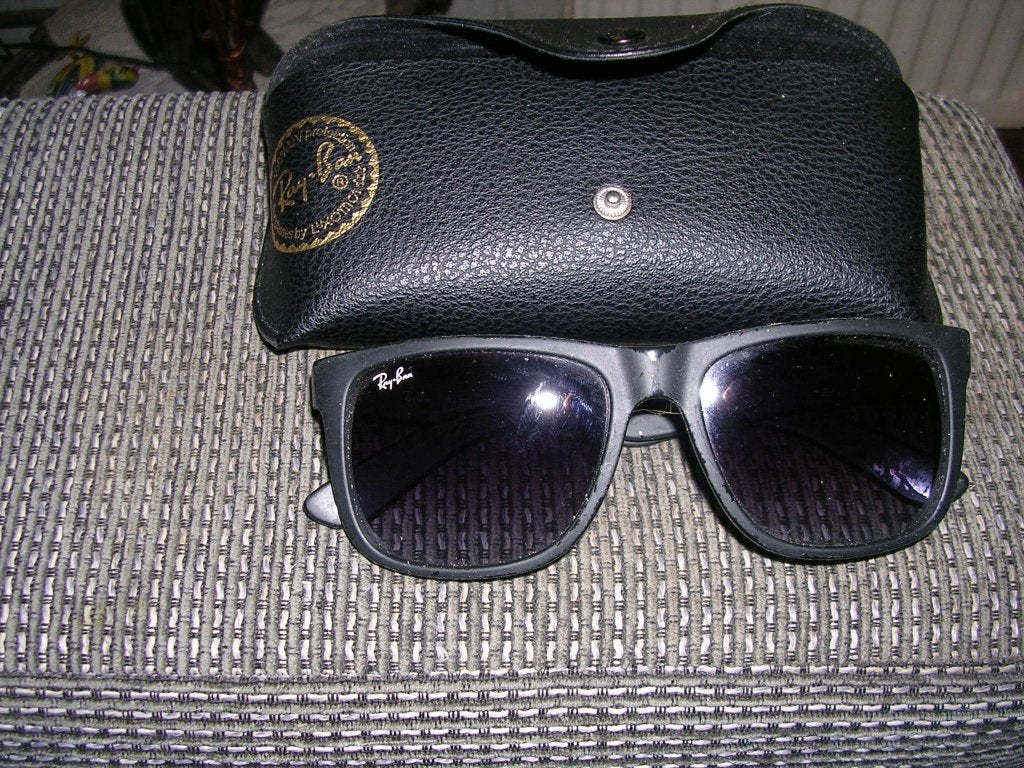 Heel mooie zonnebril van Ray Ban 100% UV protection., Ophalen of Verzenden, Gebruikt, Zwart, Ray-Ban